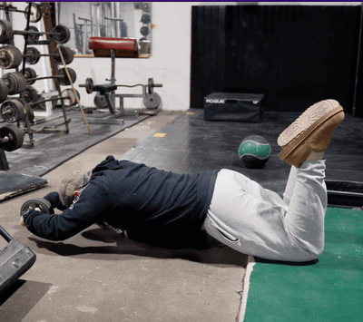 Pre-Squat Ab Activation Inferno Superset w/ Coach Tredway | MAX EFFORT MUSCLE